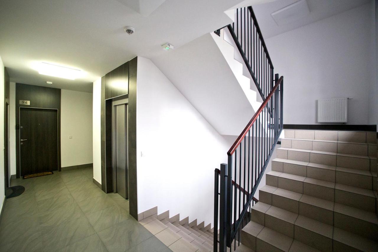 Airport Okecie Klobucka P&O Serviced Apartments 华沙 外观 照片